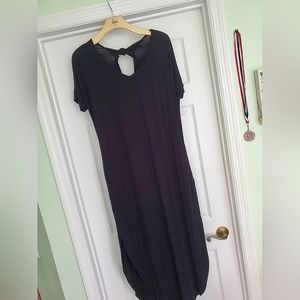 Latched Mama Black Nursing Breastfeeding Maxi Dress M/L